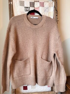 Zara women’s  Tan Crewneck Sweater with Front Pockets